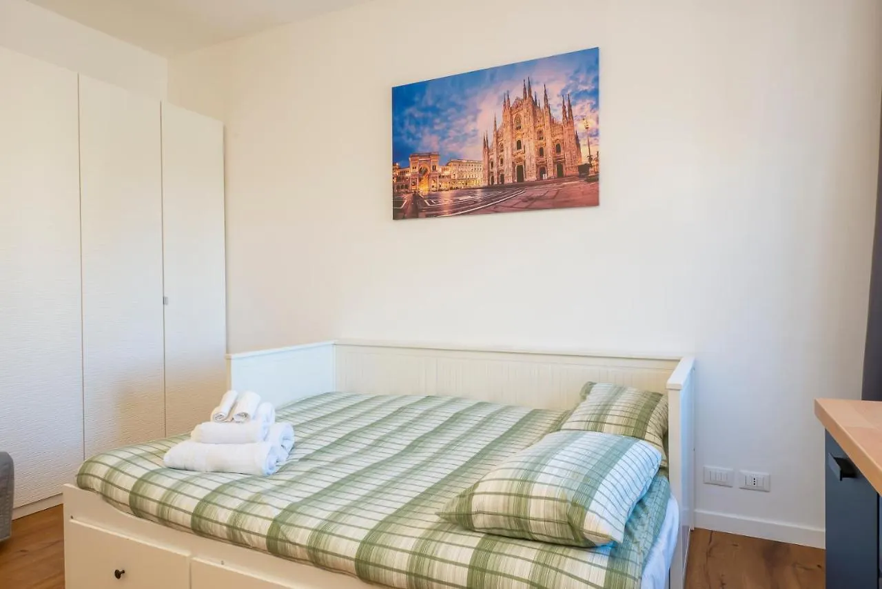 I Host Apartment - Fiuggi 59 Milánó 0*,  Olaszország