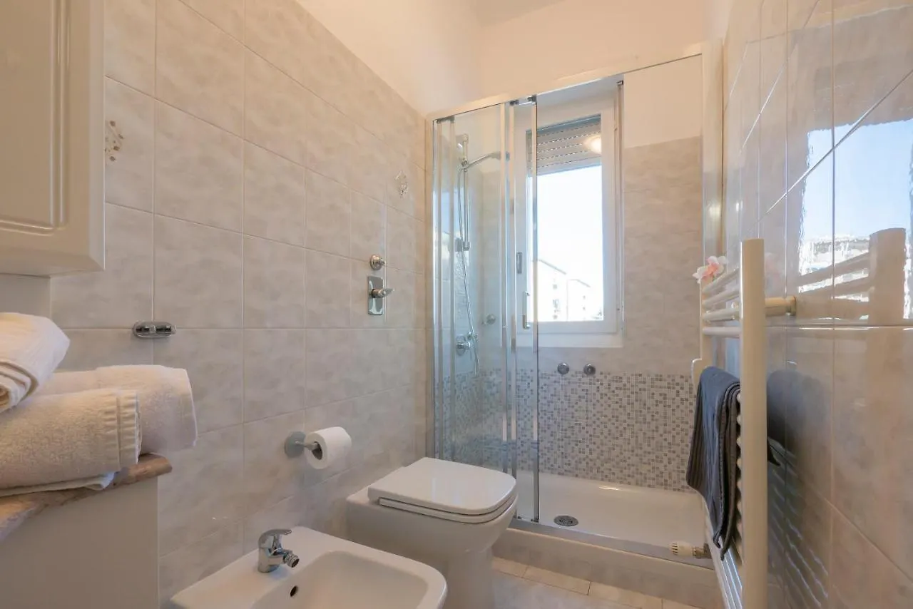 I Host Apartment - Fiuggi 59 Milánó 0*,  Olaszország